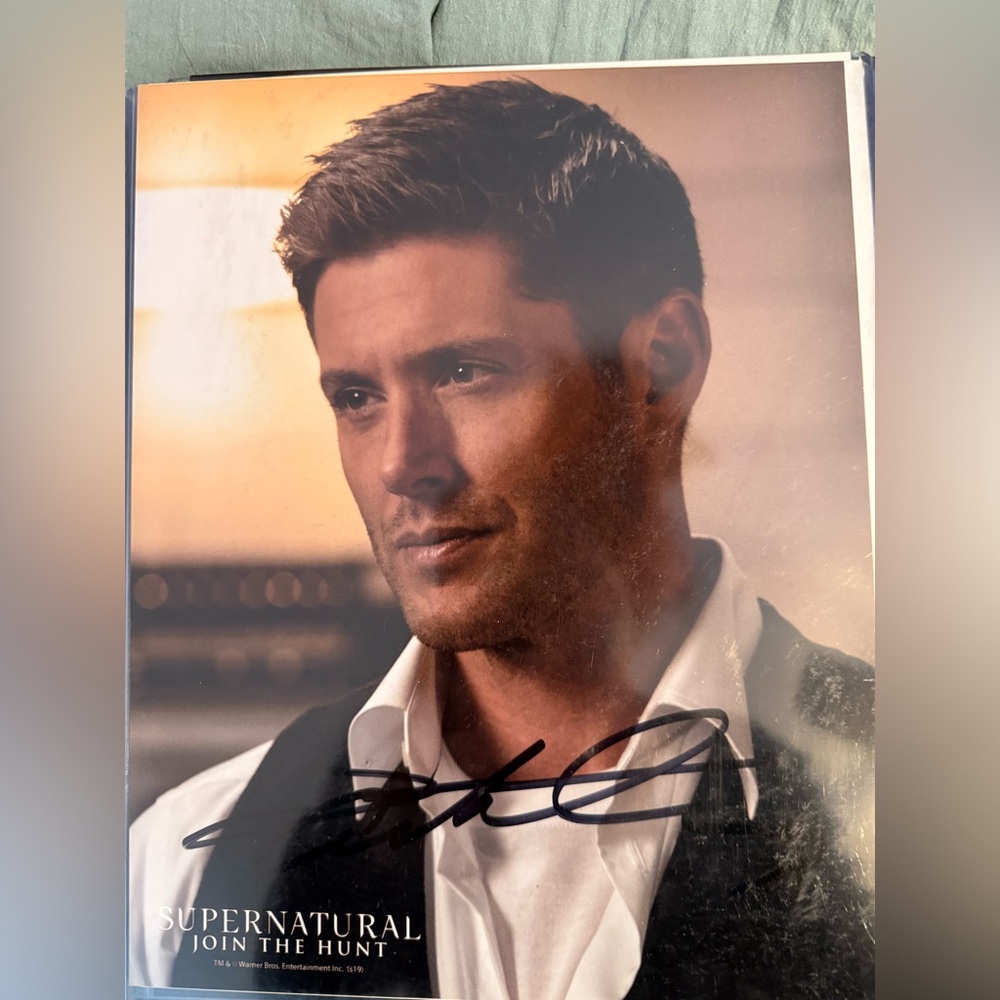 Autographed photos of Dean Winchester/Jensen Ackles